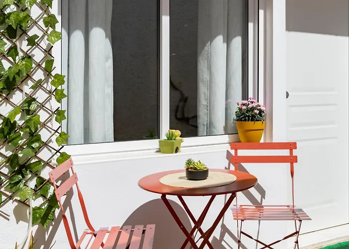Bonito Estudio Carihuela Con Terraza, Wifi, Playa A 150 Metros
