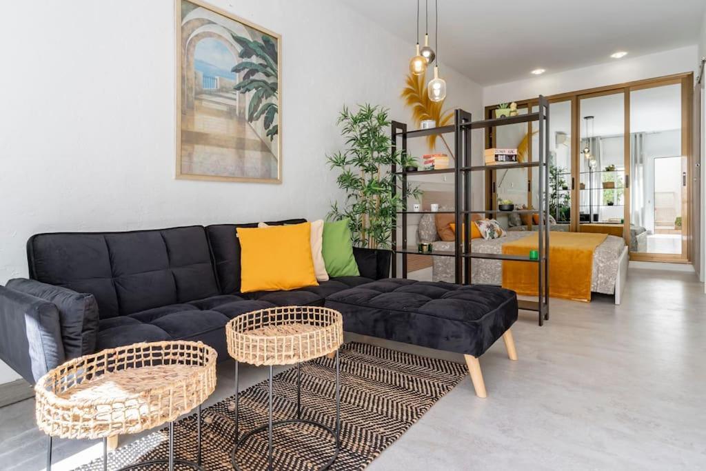 Bonito Estudio Carihuela Con Terraza, Wifi, Playa A 150 Metros Apartament